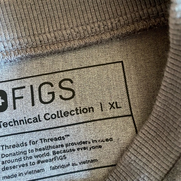 Figs Graphite XL Limited edition top, PXL Zamora joggers. Set only - Picture 3 of 4